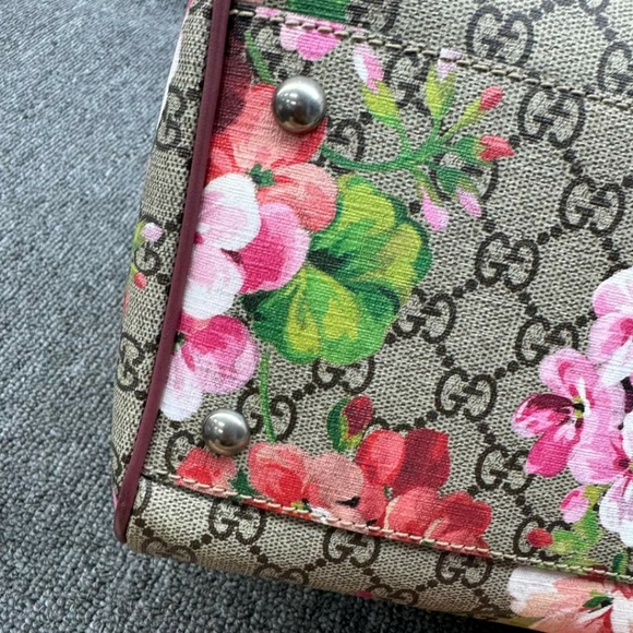100% Authentic GUCCI Boston Blooms Brown&Purple Canvas Satchel - Picture 10 of 16